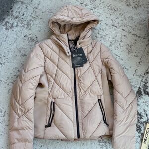 Bernardo Performance Womens Tan Puffer Hooded Jacket coat Size Large